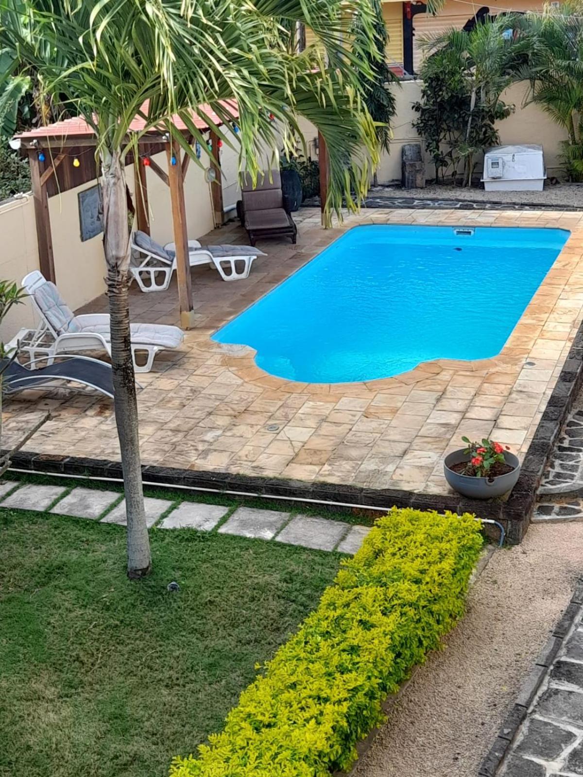 Villa Santa Avec Piscine Et Jardin بوينتي أو بيتشيز المظهر الخارجي الصورة