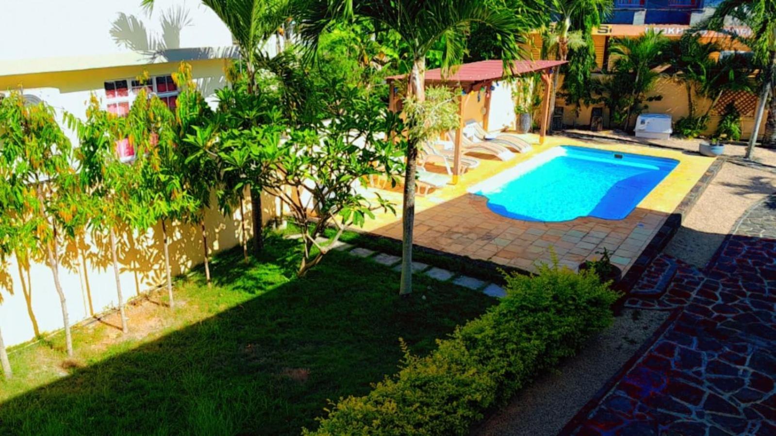 Villa Santa Avec Piscine Et Jardin بوينتي أو بيتشيز المظهر الخارجي الصورة